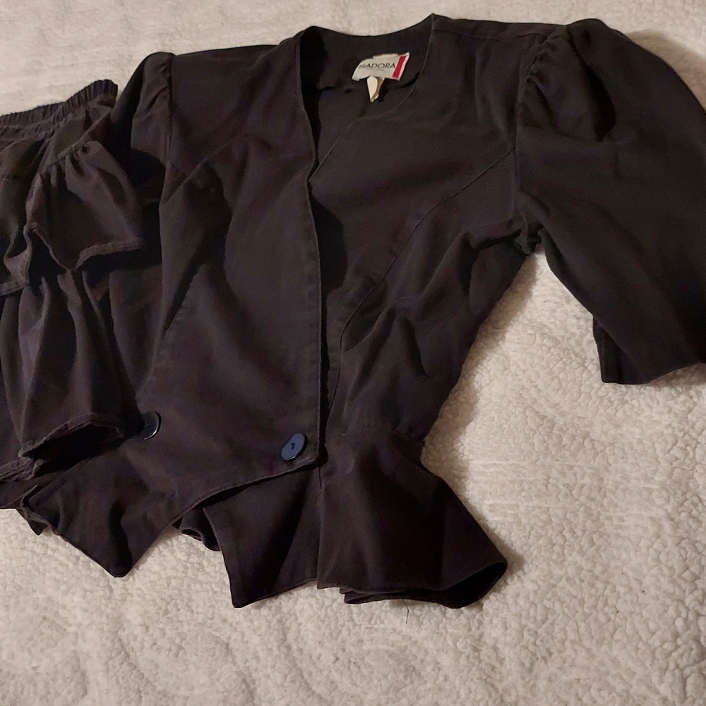 Isadora New York Jacket and Skirt Set